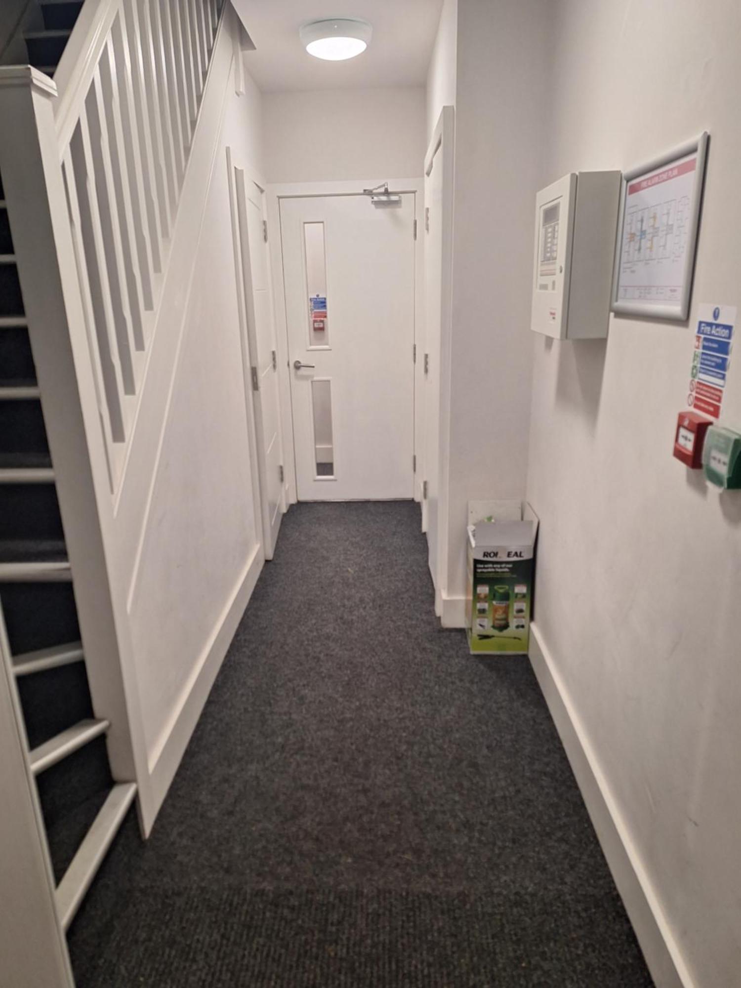 Budget Single Room Only For One Adult - Shared Flat Northolt  Exteriör bild